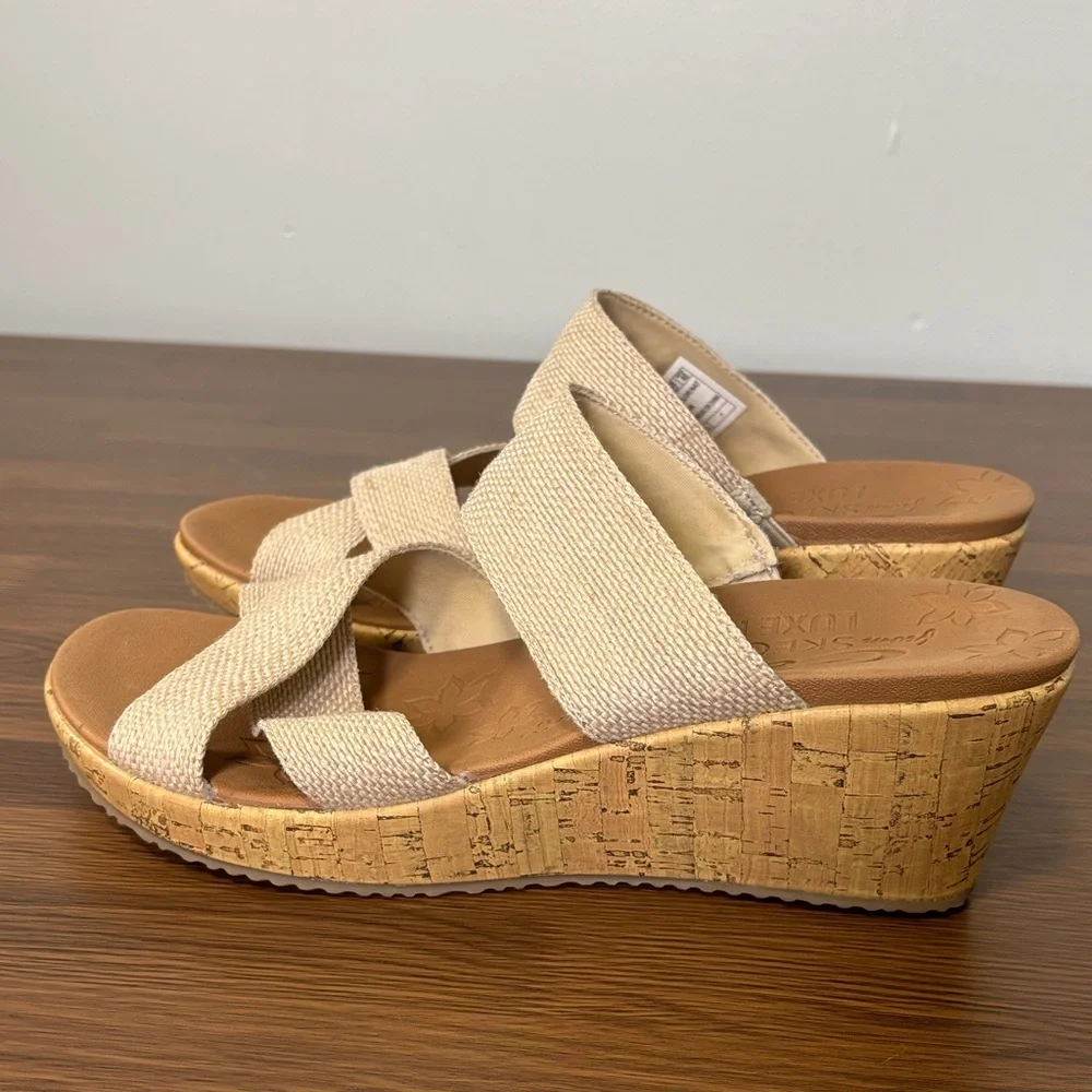 Skechers Cali Women's Tan Sandals Cork‎ Wedge Sz 10 EUC